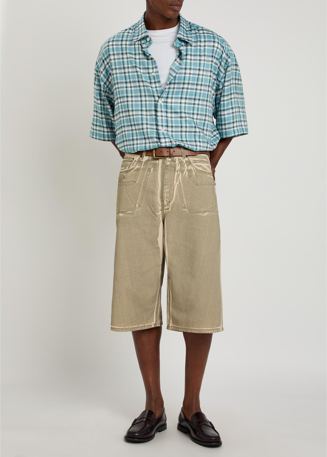 ACNE STUDIOS Wide Leg Denim Shorts ברמודה ג׳ינס רחבה בבז׳