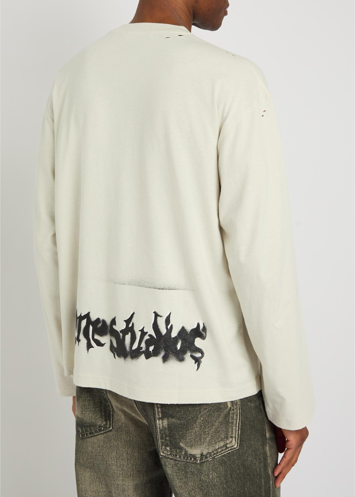 ACNE STUDIOS Graphic Oversized Long Sleeve T-Shirt חולצה ארוכה בגוון שמנת עם הדפס לוגו