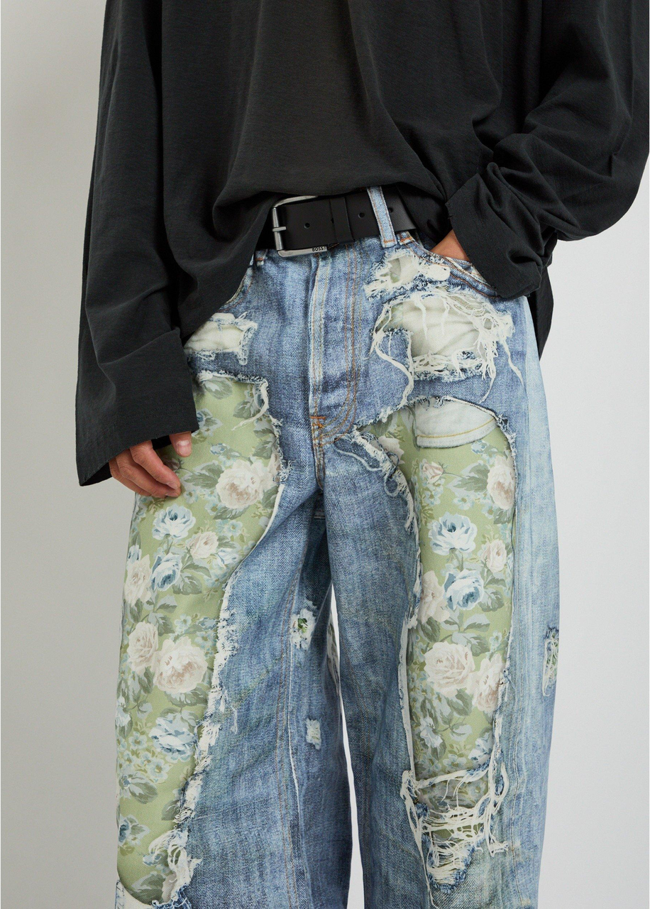 ACNE STUDIOS Distressed Wide Leg Jeans ג׳ינס רחב תכלת קרוע עם הדפס פרחוני