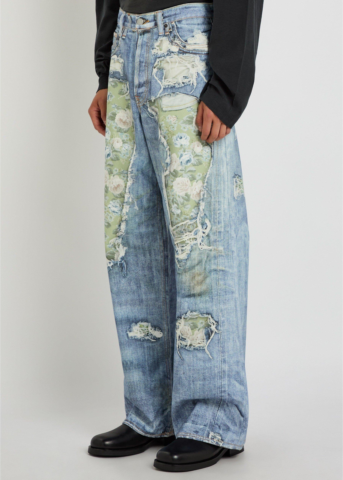 ACNE STUDIOS Distressed Wide Leg Jeans ג׳ינס רחב תכלת קרוע עם הדפס פרחוני