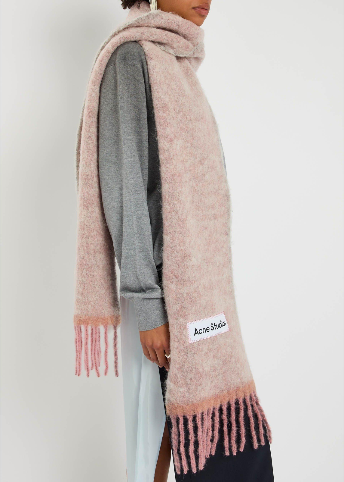 Vally Solid Mohair Scarf צעיף מוהר בוורוד מעושן