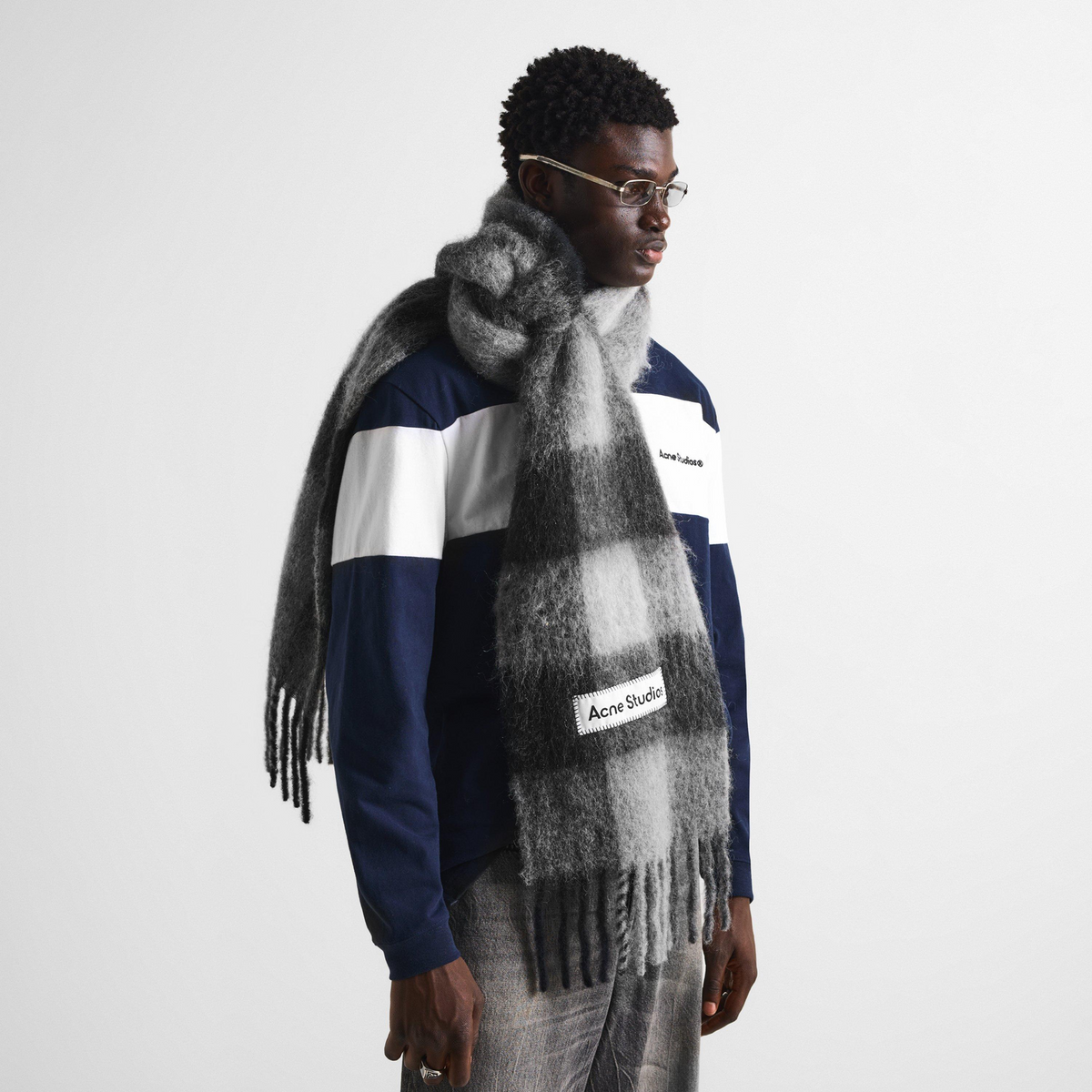 ACNE STUDIOS Vally Check Wool Scarf צעיף צמר משובץ בשחור ואפור