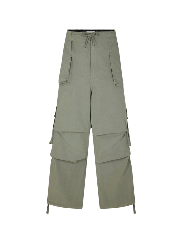 Parachute Cargo Trousers מכנסי קרגו בגוון זית